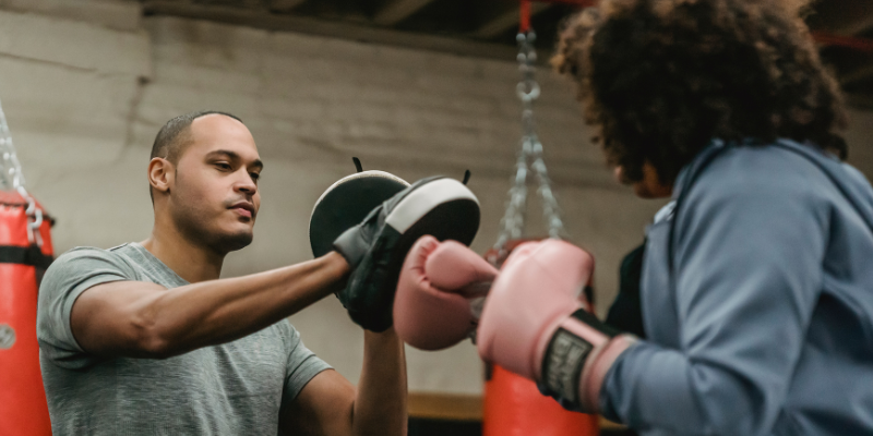 Personal Trainer vs Physical Therapist: Two Fitness Professionals Compared