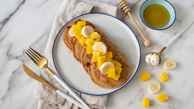 Cottage Cheese and Whole Wheat Flour Pancakes